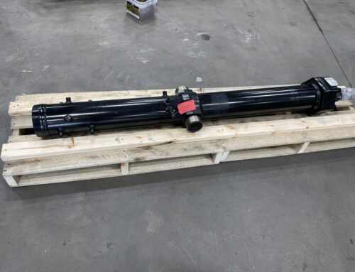 D10R LIFT CYLINDER